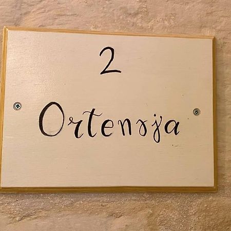 Il-Blanzun Central Boutique Living Żebbuġ Eksteriør billede